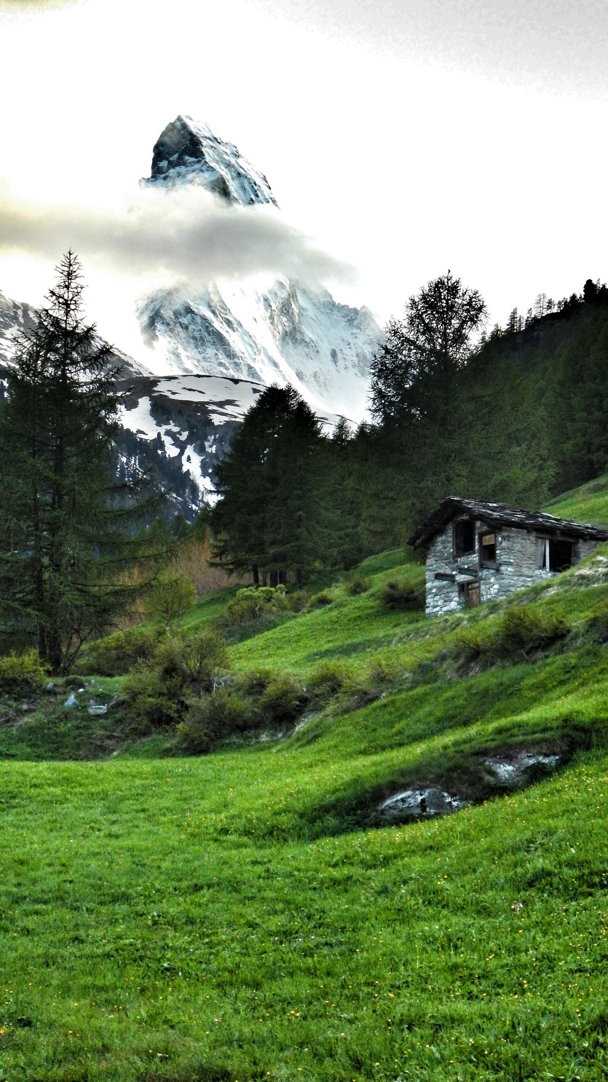 matternhorn - idyllic shack